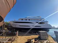 Navio de cruzeiro à venda