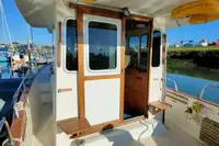 Barcos de trabalho à venda