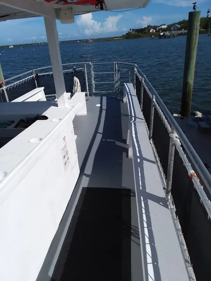 Navio de passageiros à venda