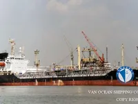 Navio-tanque de óleo/produtos químicos à venda