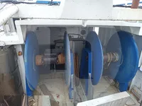 Navio transportador de peixes vivos à venda