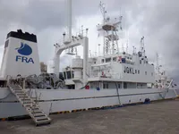 Navio de pesquisa à venda