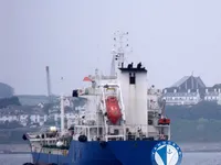 Navio-tanque de óleo/produtos químicos à venda