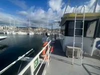 Navio de pesquisa à venda