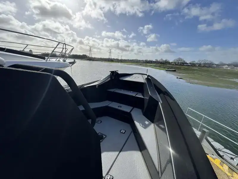 Bote inflável rígido à venda