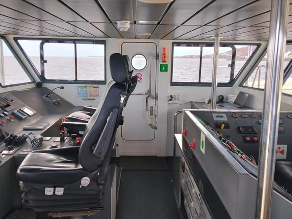 Navio de transporte de passageiros (Ferry) à venda