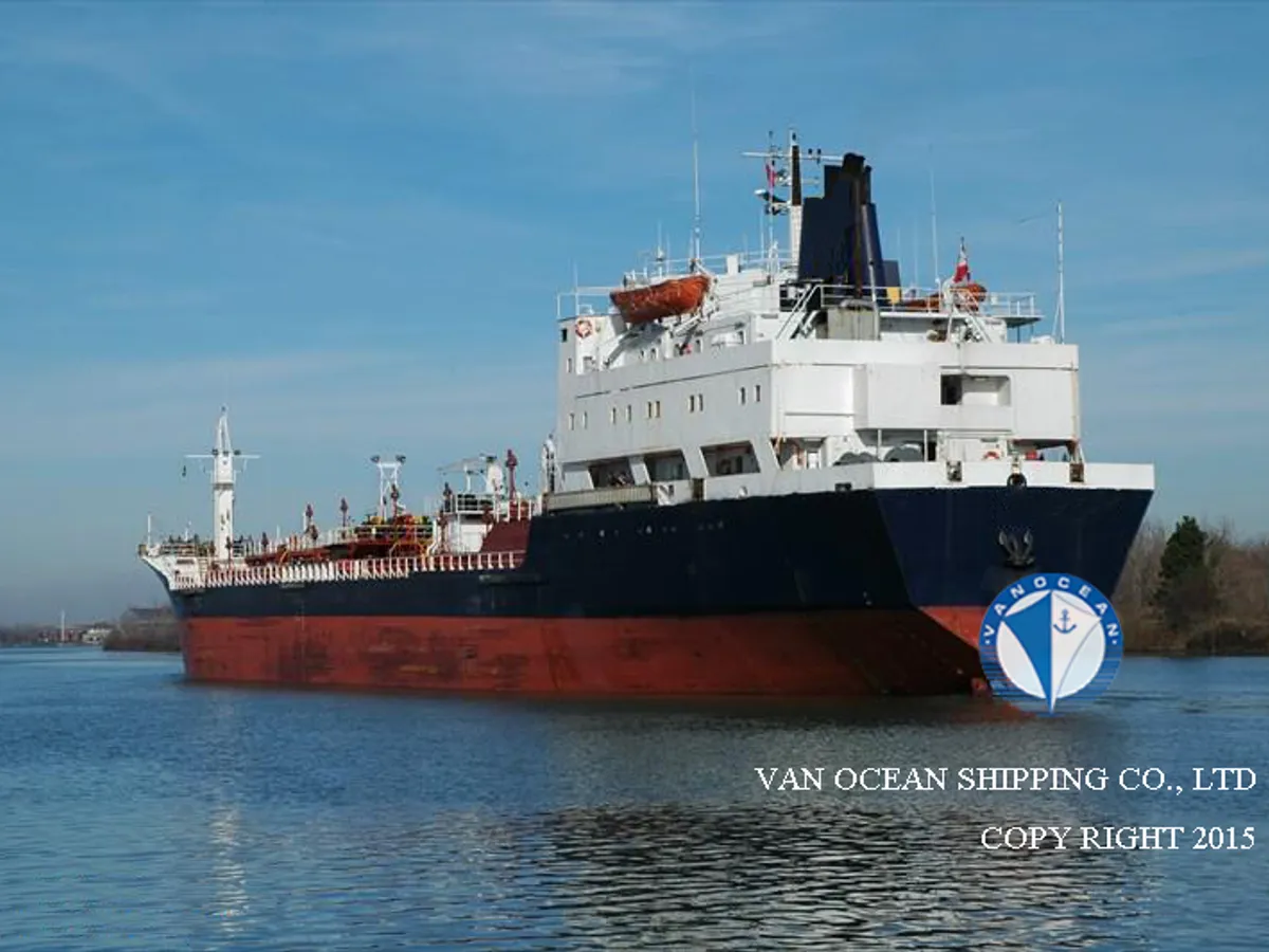Navio-tanque de óleo/produtos químicos à venda