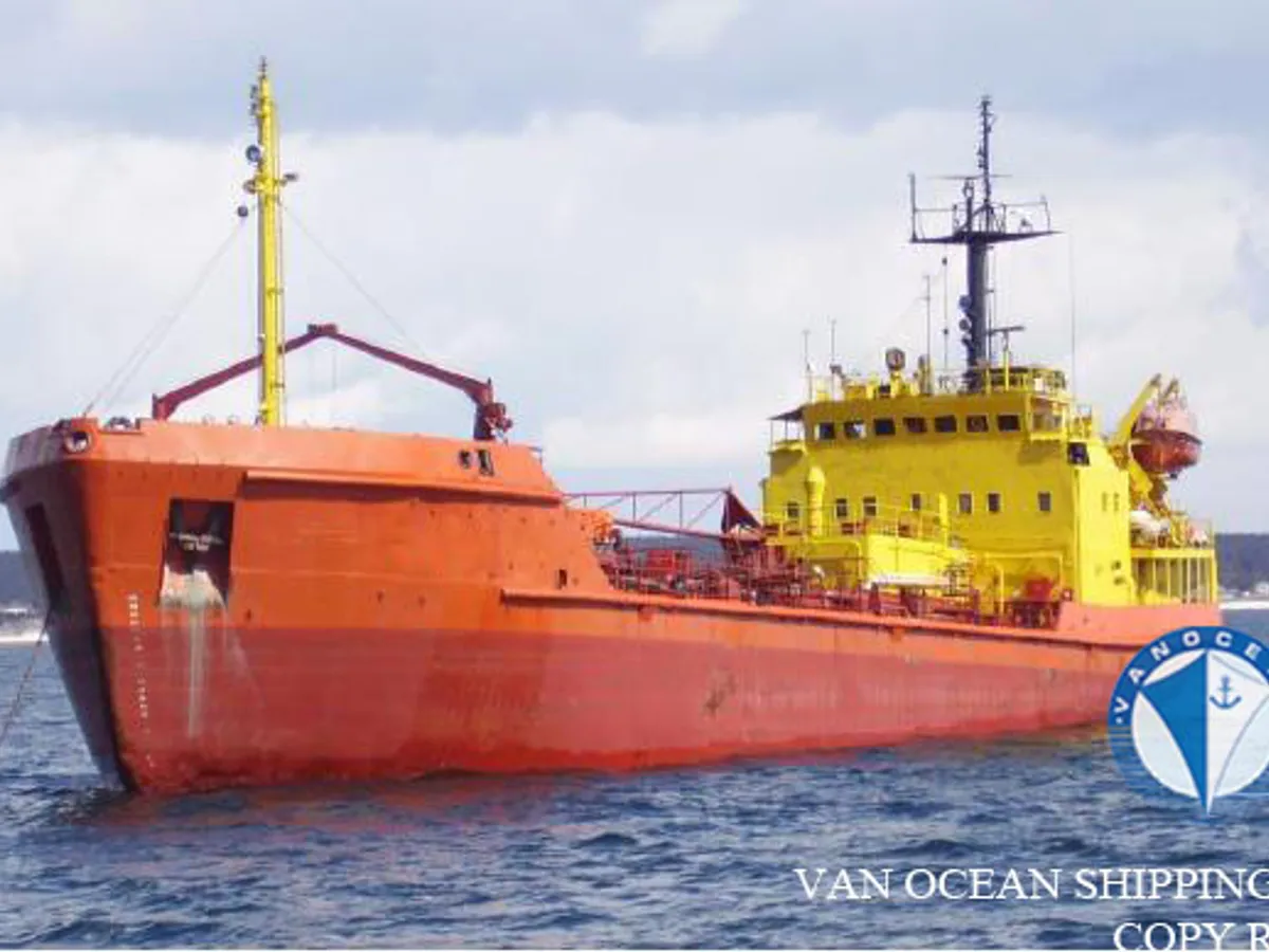 Navio-tanque de óleo/produtos químicos à venda