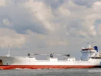 Navio frigorífico à venda
