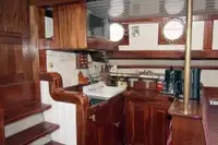 Barcaça à venda