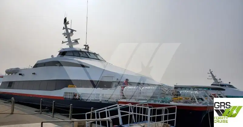 Navio de cruzeiro à venda