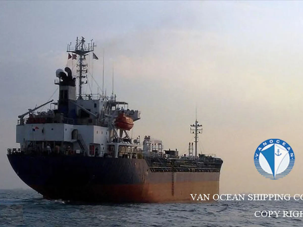 Navio-tanque de óleo/produtos químicos à venda