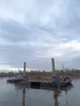 Barcaça à venda