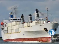 Navio frigorífico à venda