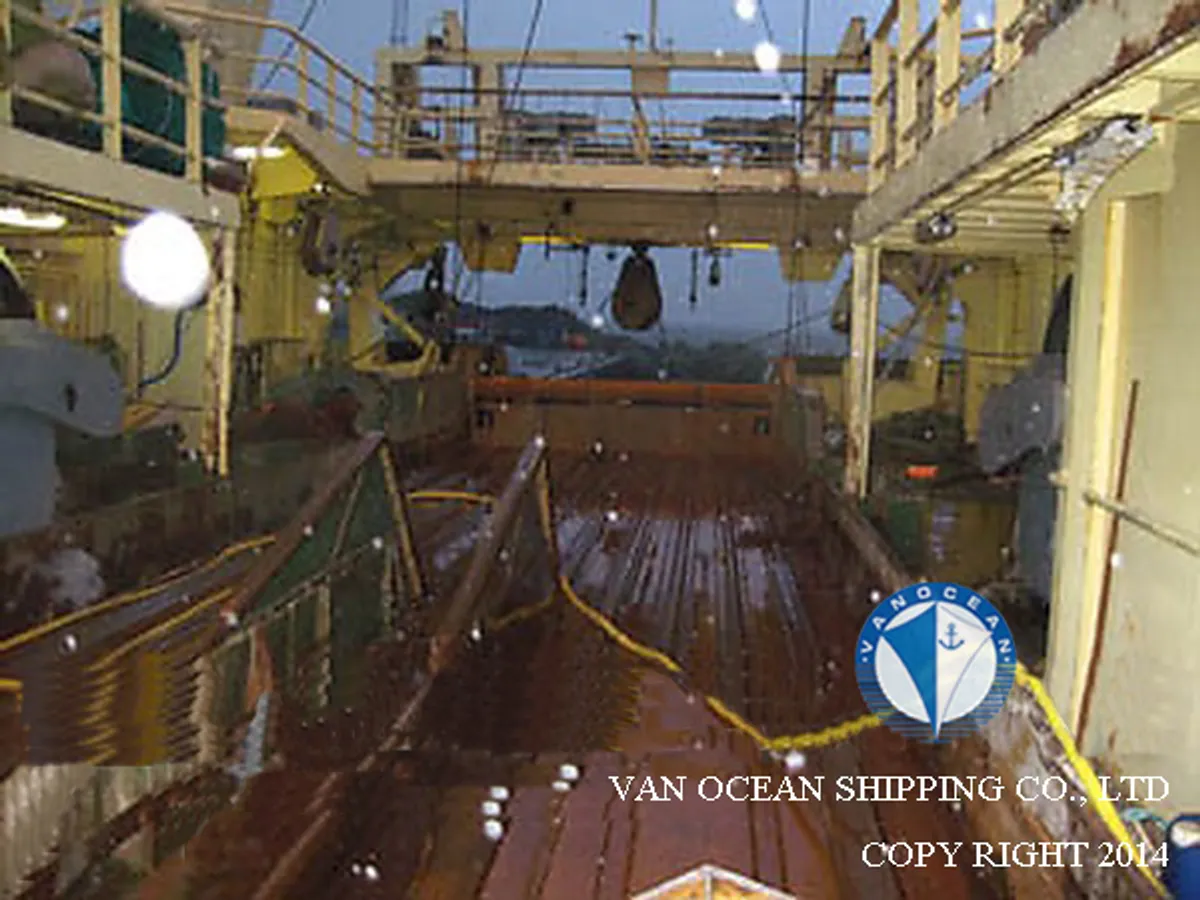 Navio de pesca de arrasto à venda