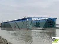 Doca flutuante à venda