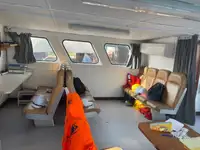 Navio porta-contêineres à venda