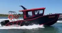 Barco de tripulação à venda