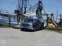 Navio de pesca de arrasto à venda