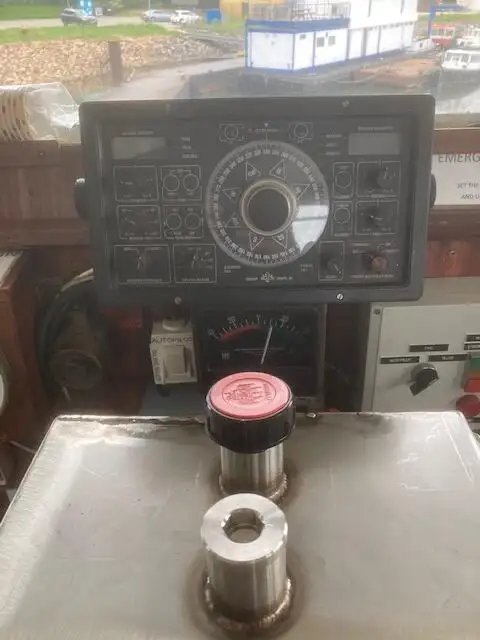 Rebocador à venda