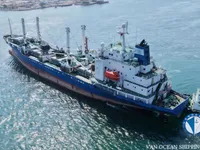 Navio frigorífico à venda