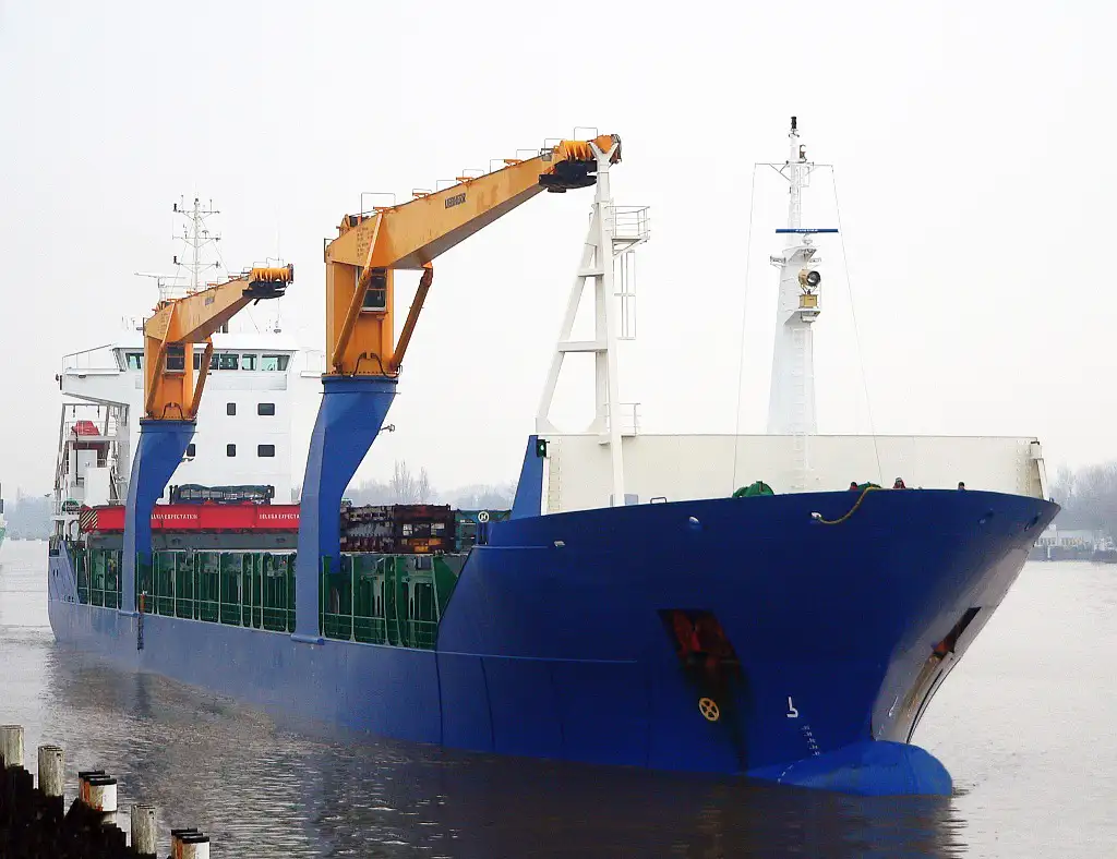 Navio graneleiro à venda