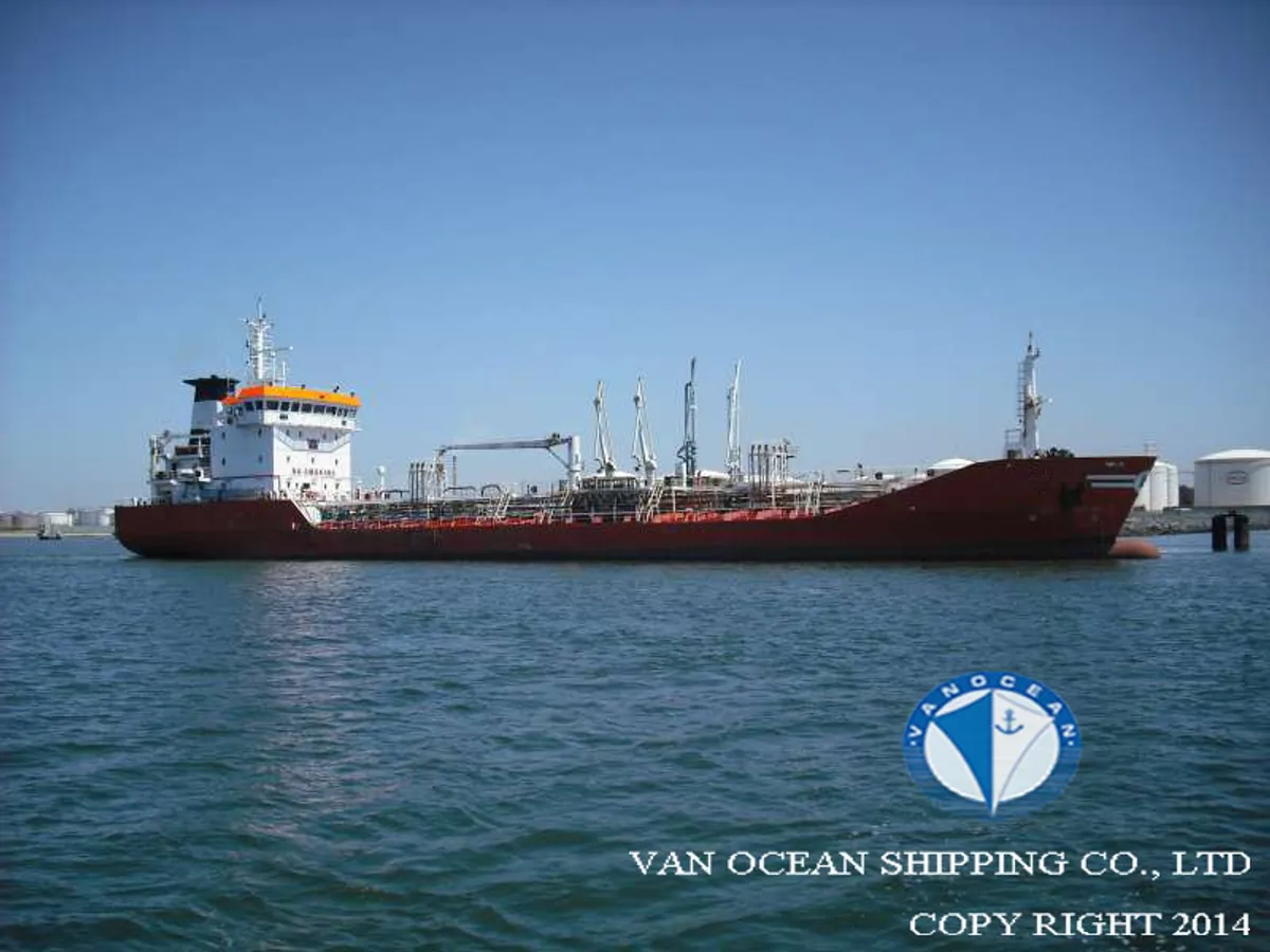 Navio-tanque de óleo/produtos químicos à venda