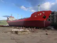 Navios-tanque à venda