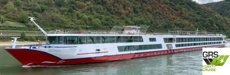Navio de cruzeiro à venda