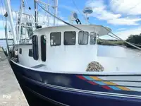 Navio de pesca de arrasto à venda