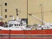 Navio de pesca de arrasto à venda