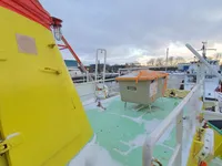 Navio de abastecimento à venda