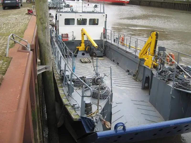Balsa de desembarque, tanque à venda