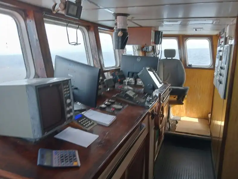 Navio de pesca de arrasto à venda