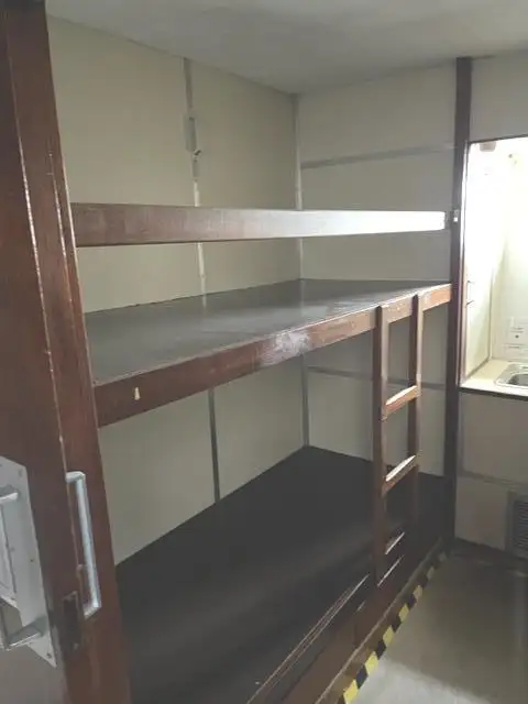 Barcaça de alojamento à venda