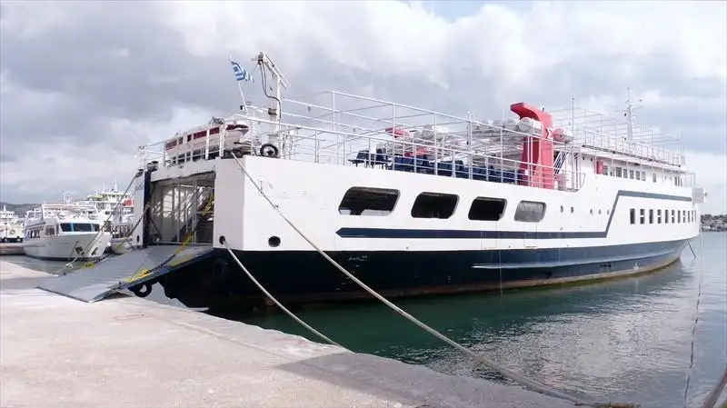 Navio RoPax à venda