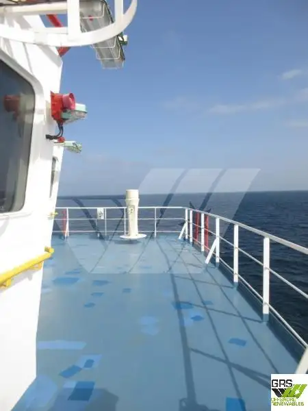 Navio de abastecimento à venda