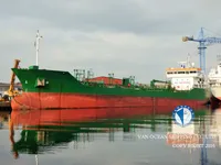 Navio-tanque de óleo/produtos químicos à venda