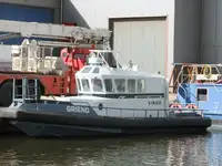 Barco de tripulação à venda