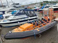 Bote inflável rígido à venda
