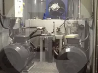 Outro à venda