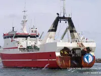 Navio de pesca de arrasto à venda
