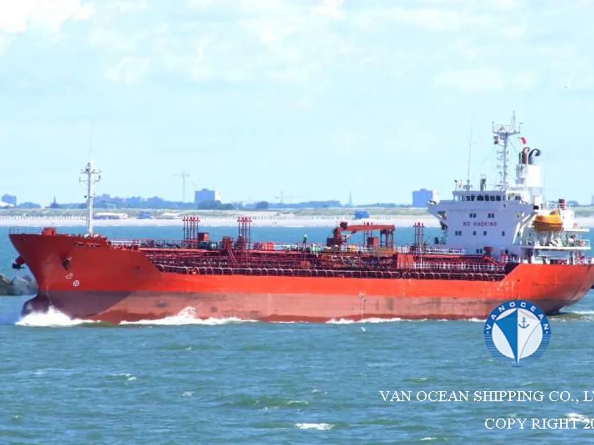 Navio-tanque de óleo/produtos químicos à venda