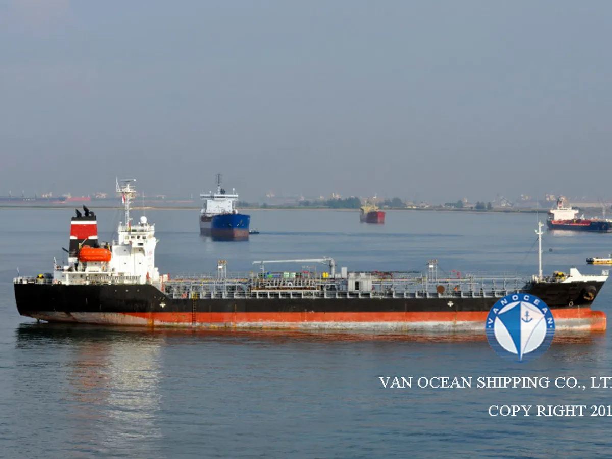 Navio-tanque de óleo/produtos químicos à venda