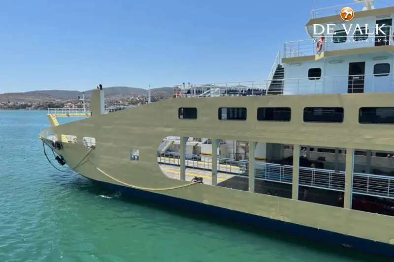 Navio de transporte de passageiros (Ferry) à venda