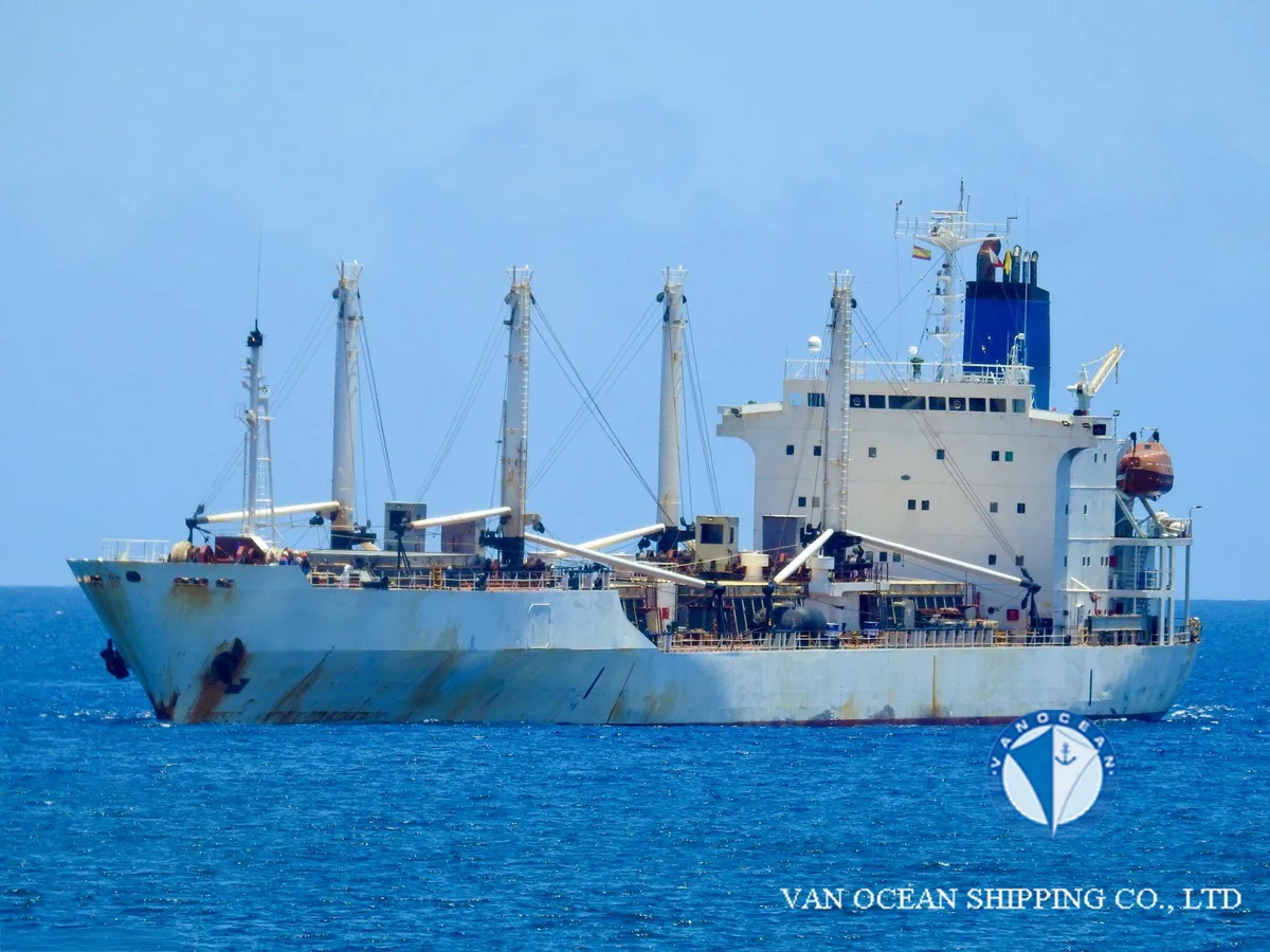 Navio frigorífico à venda