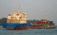 Barcaça à venda