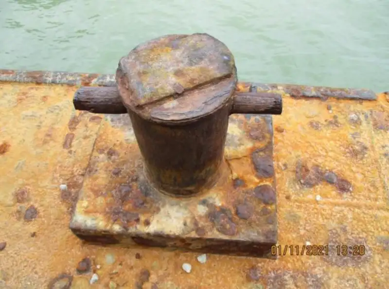 Barcaça à venda