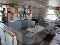 Navio guindaste à venda