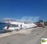 Navio de passageiros à venda